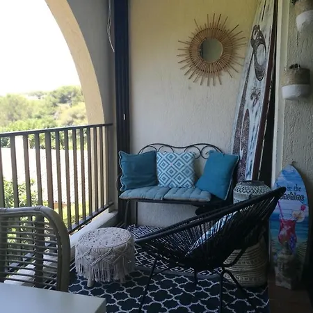 Superbe à 2 Pas De La