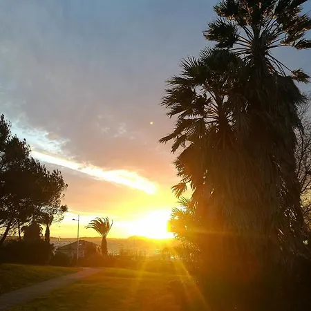 Superbe A 2 Pas De La *